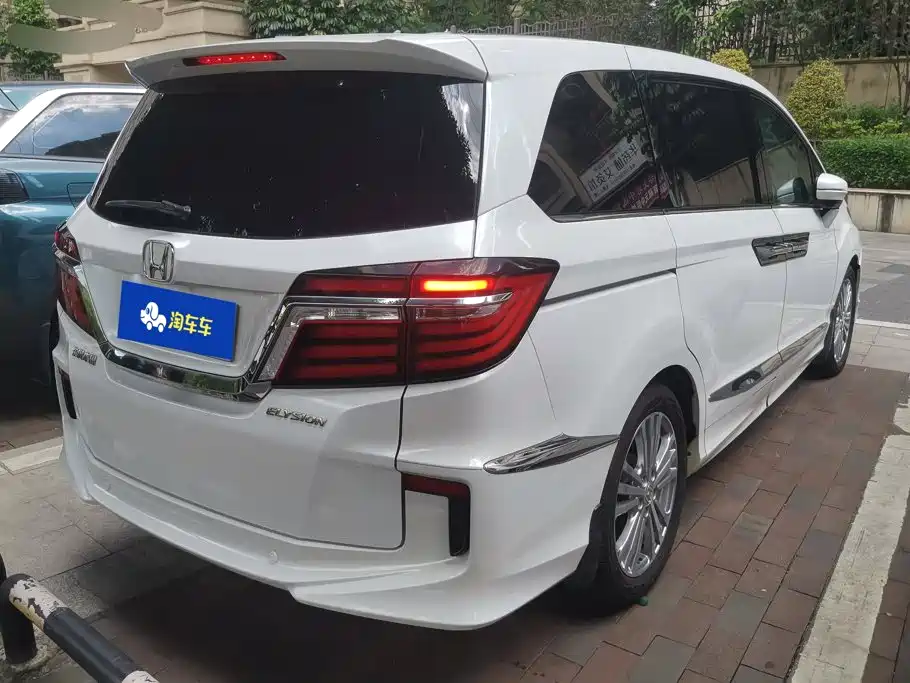 Honda Elysion — миниатюра 3