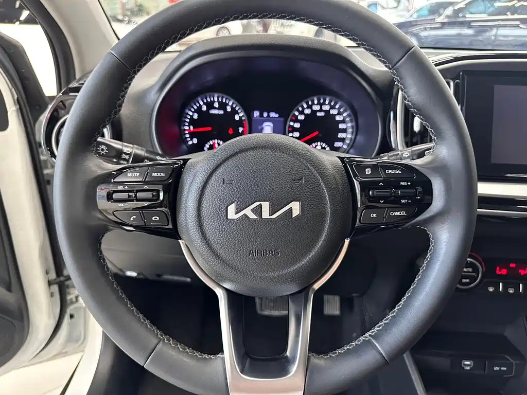 Kia KX1 — миниатюра 7