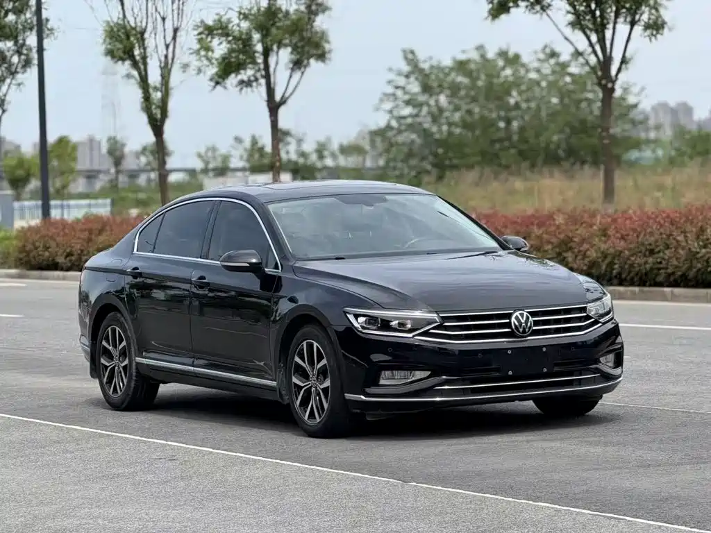Volkswagen Magotan 2020 330TSI DSG Lead