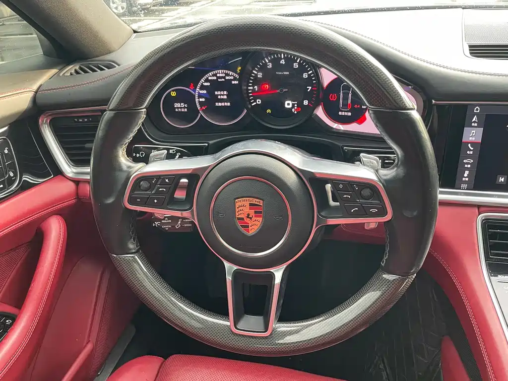Porsche Panamera — миниатюра 11