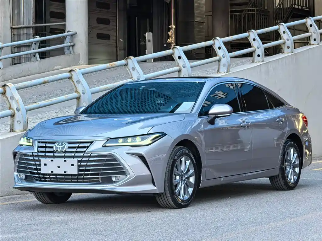 Toyota Avalon 2025