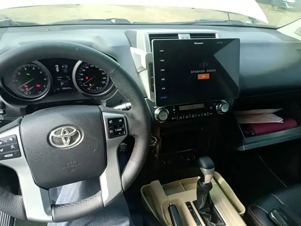 Toyota Prado — миниатюра 10