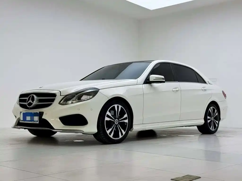 Mercedes-Benz E-Class — миниатюра 3