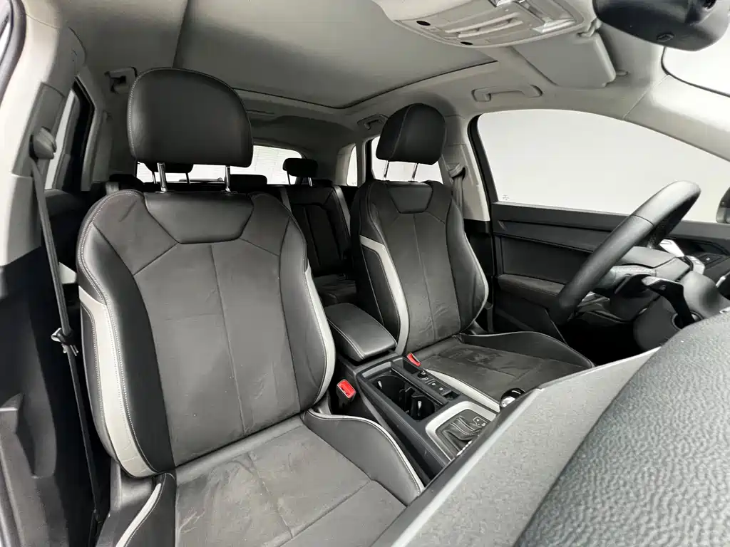 Audi Q3 — миниатюра 10