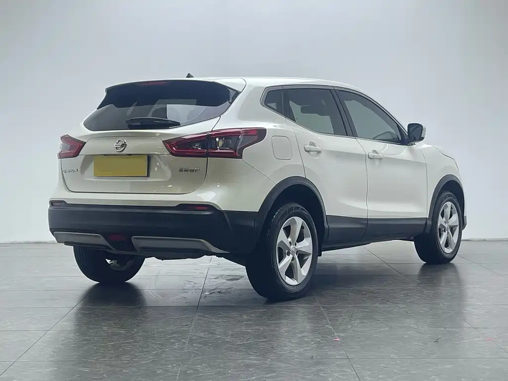 Nissan Qashqai — миниатюра 4