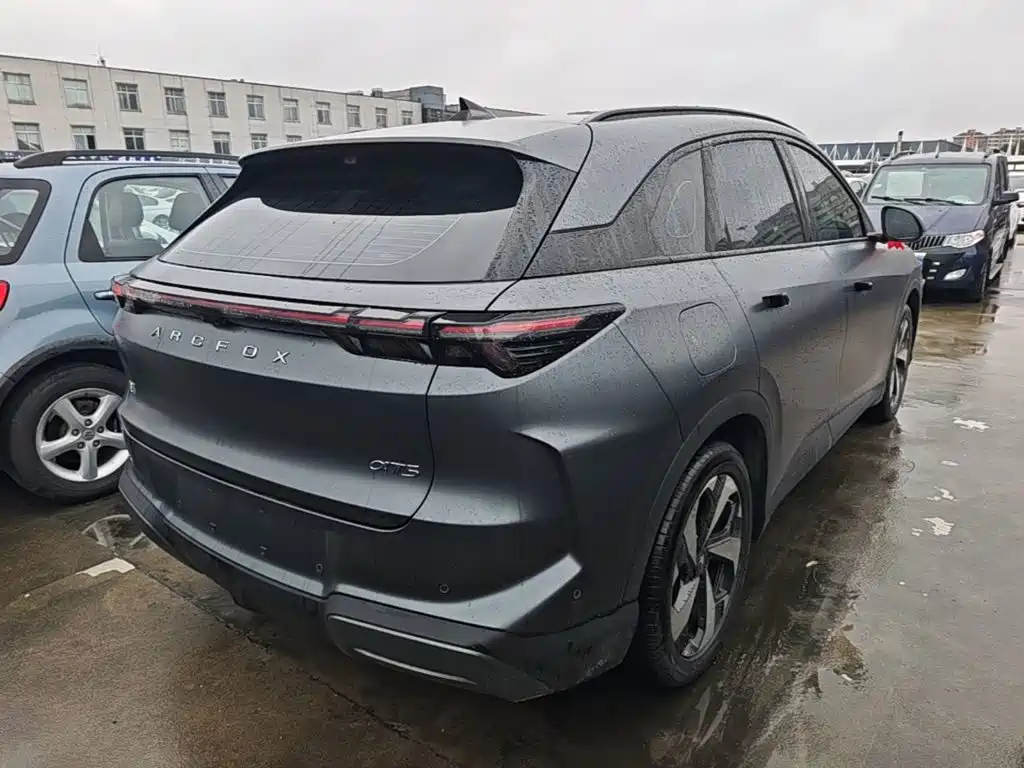 ARCFOX Alpha T5 — миниатюра 7