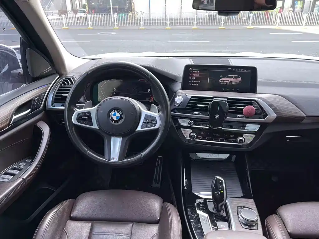 BMW X3 — миниатюра 9