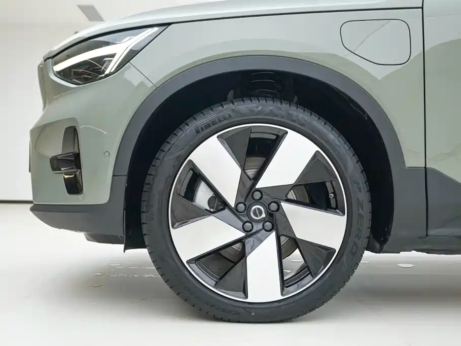 Volvo C40 — миниатюра 15