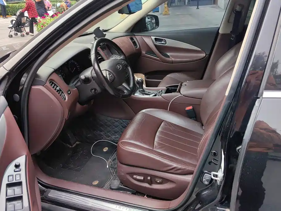 Infiniti QX50 — миниатюра 8
