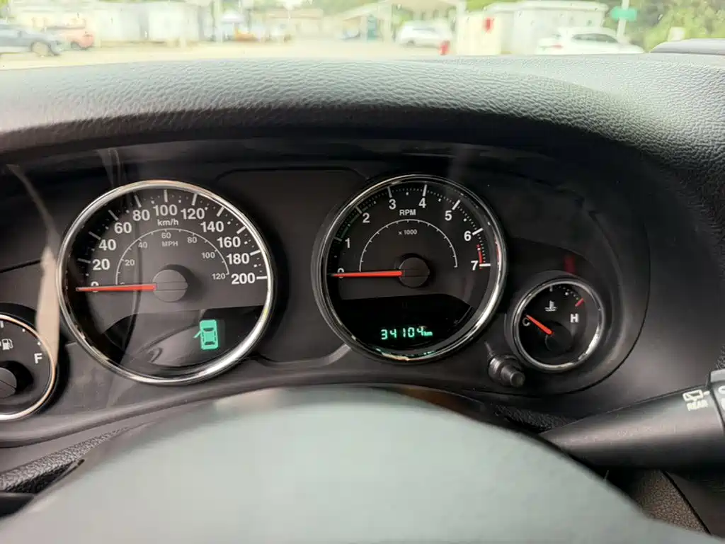 Jeep Wrangler — миниатюра 14