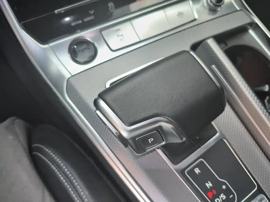 Audi A6L 2024 45 TFSI