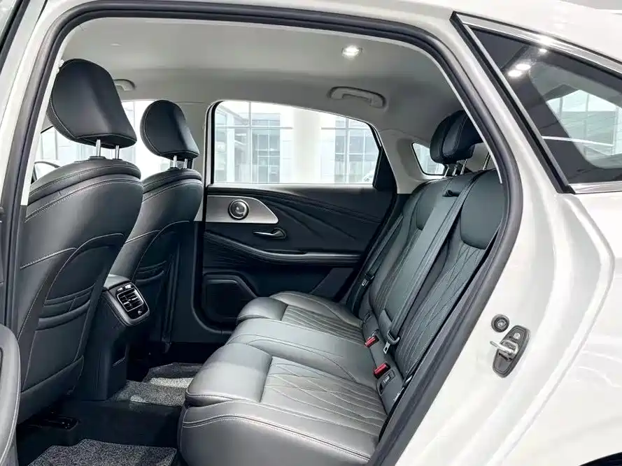 Chery Arrizo 8 — миниатюра 6