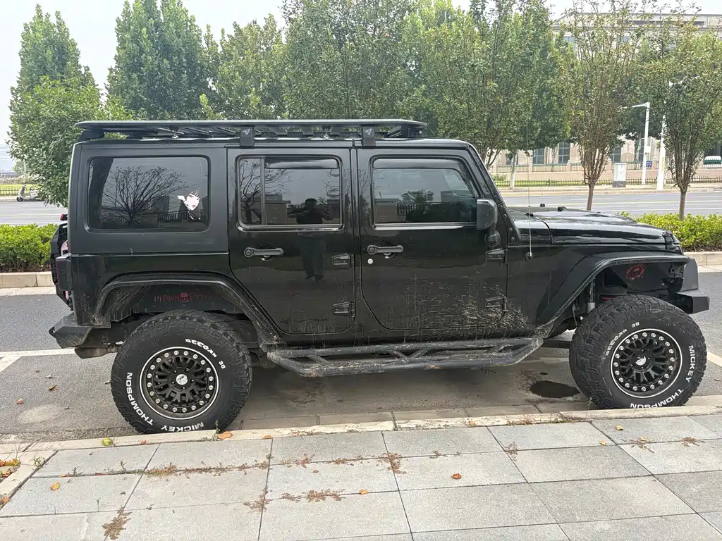 Jeep Wrangler — миниатюра 4