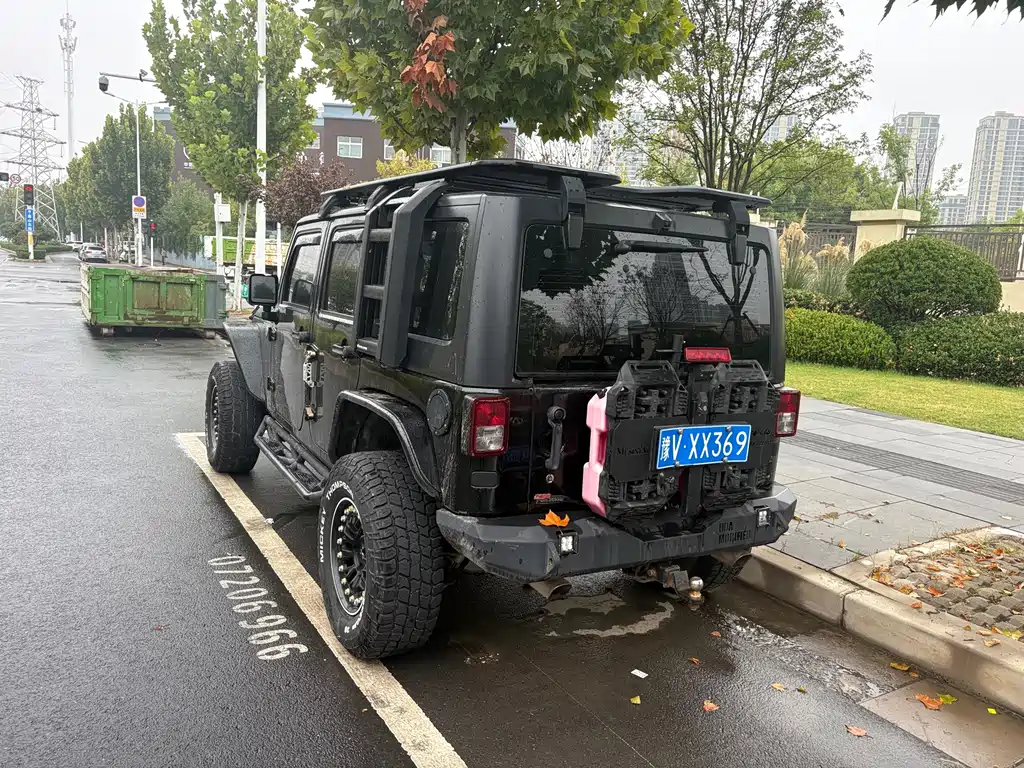 Jeep Wrangler — миниатюра 2
