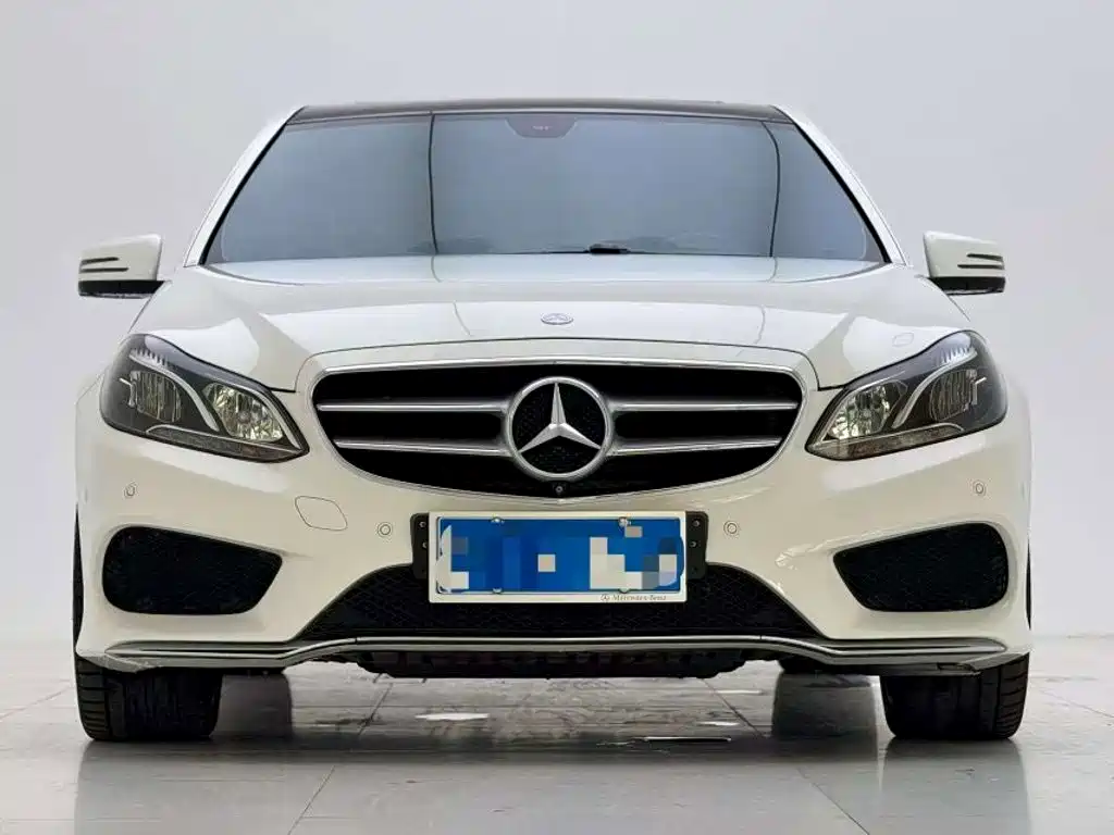 Mercedes-Benz E-Class — миниатюра 2