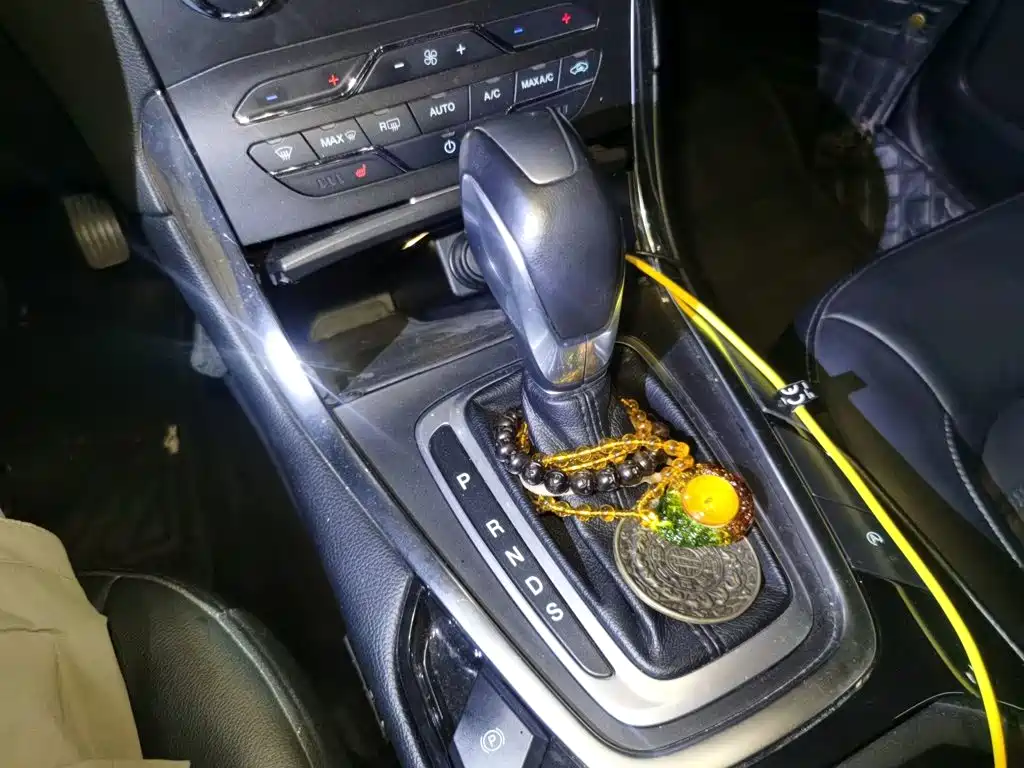 Ford Edge — миниатюра 10