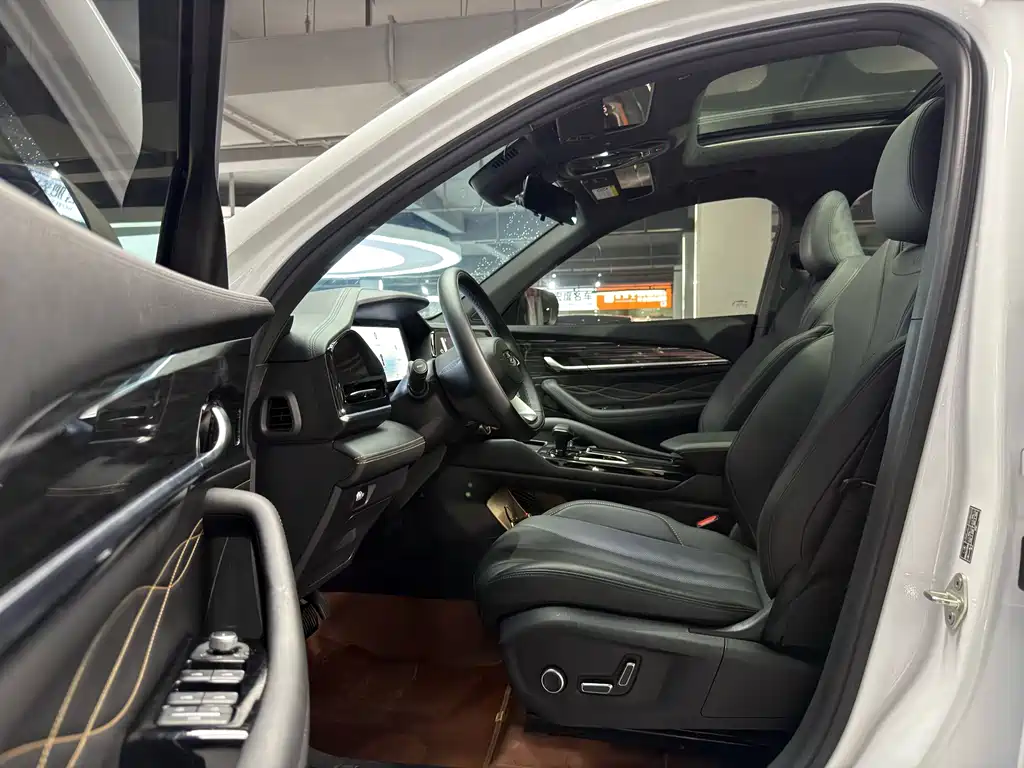Geely Xingyue L — миниатюра 7
