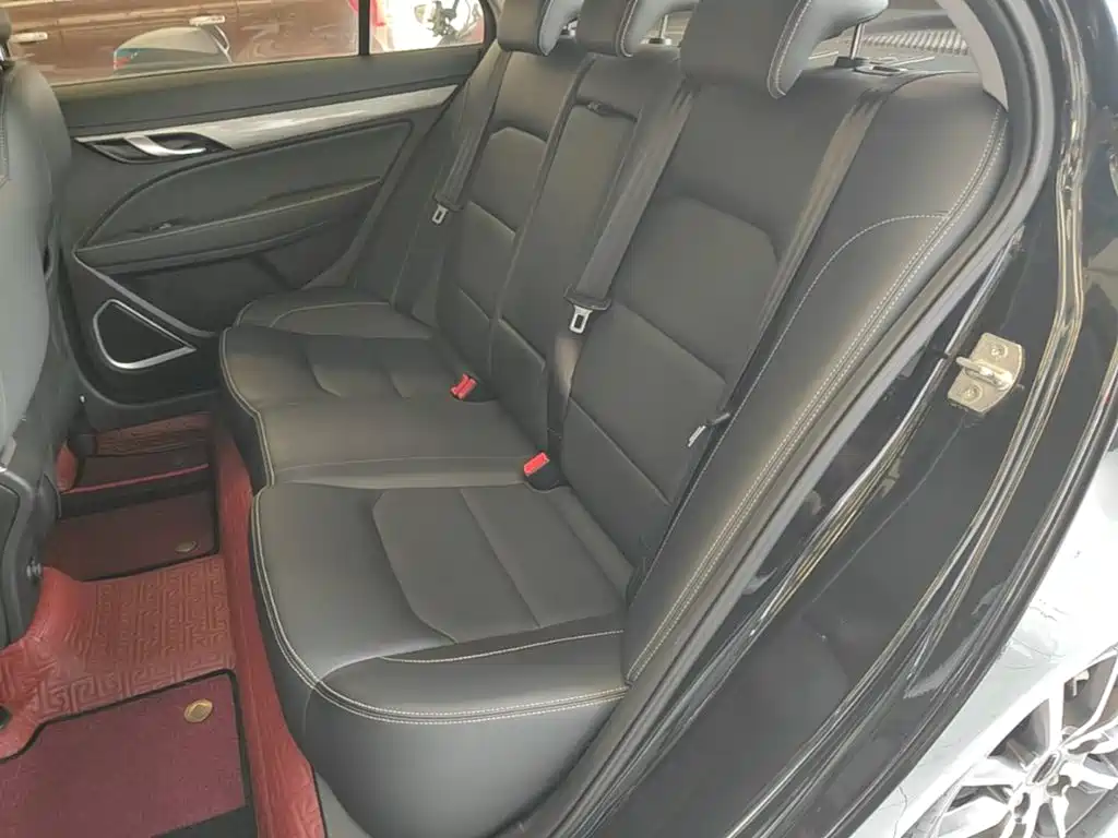 Geely Emgrand — миниатюра 17