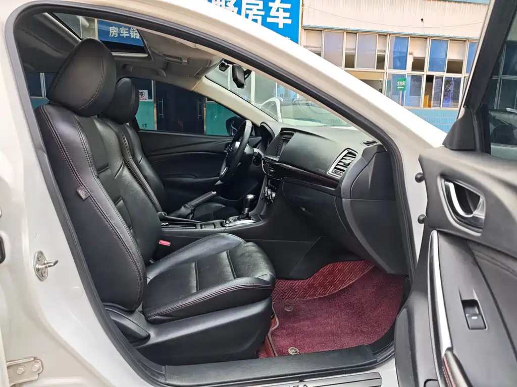 Mazda Atenza — миниатюра 8