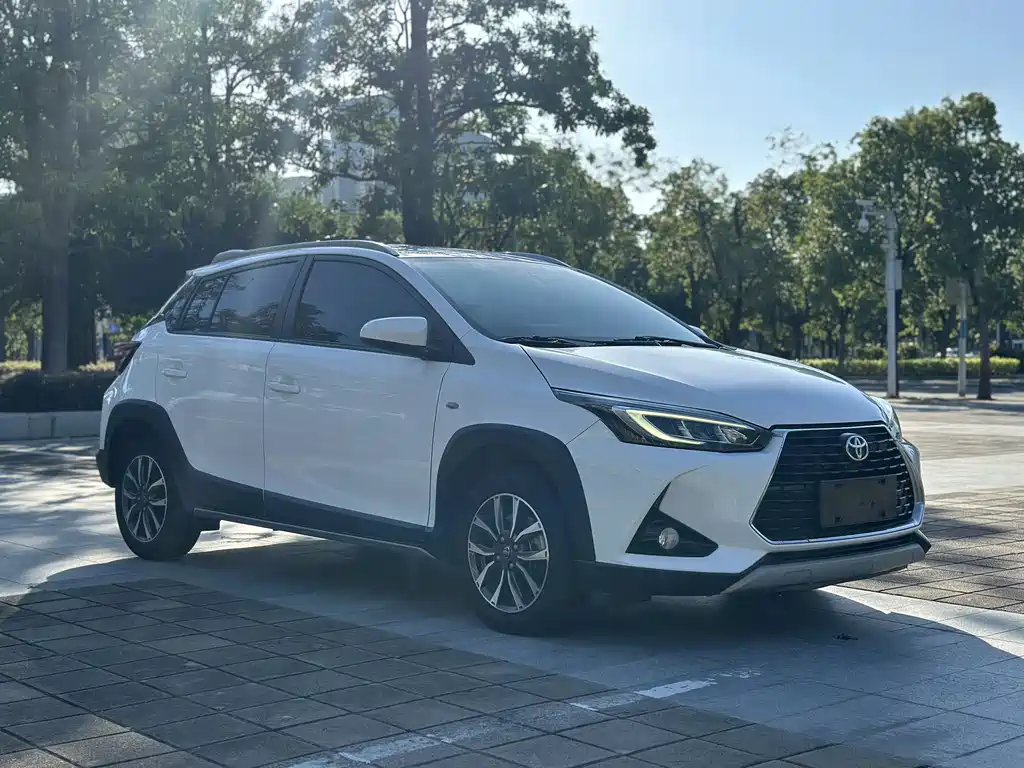TOYOTA YARIS L ZHIXUAN