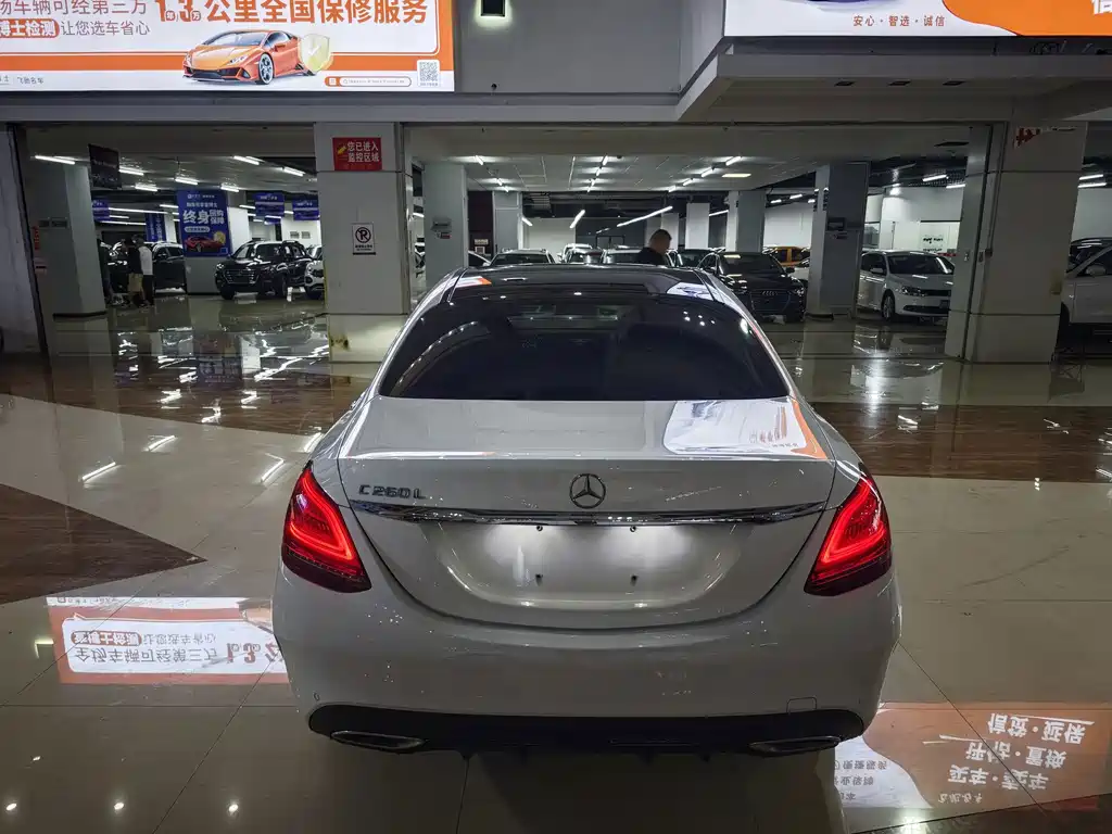 Mercedes-Benz C-Class — миниатюра 4
