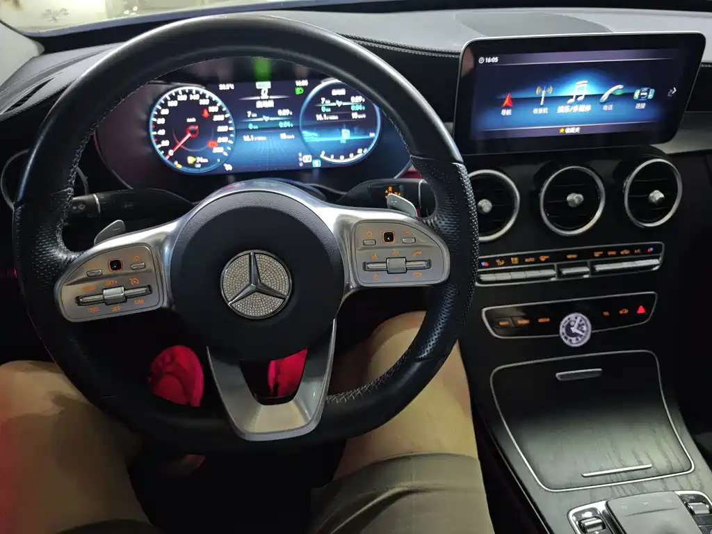 Mercedes-Benz C-Class — миниатюра 16