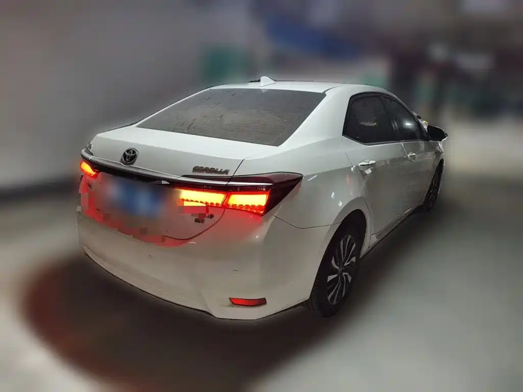 Toyota Corolla — миниатюра 6