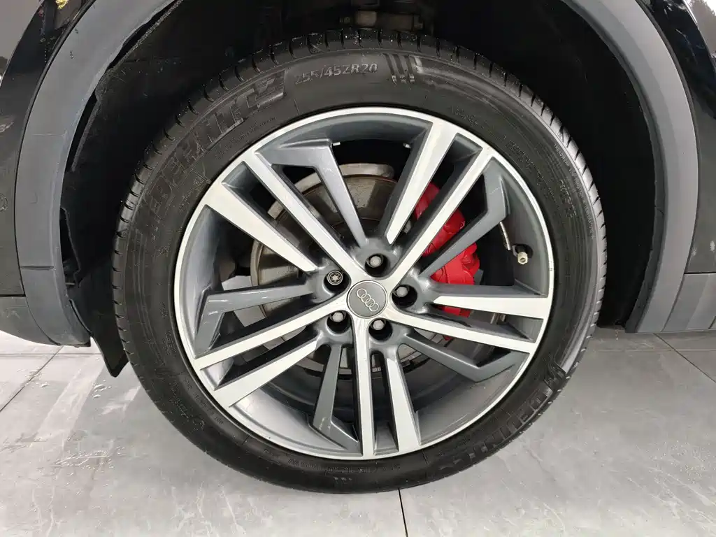 Audi Q5L — миниатюра 22