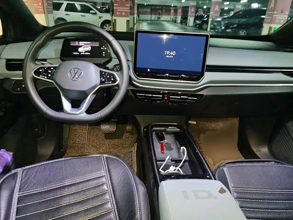 Volkswagen ID.4 X — миниатюра 10