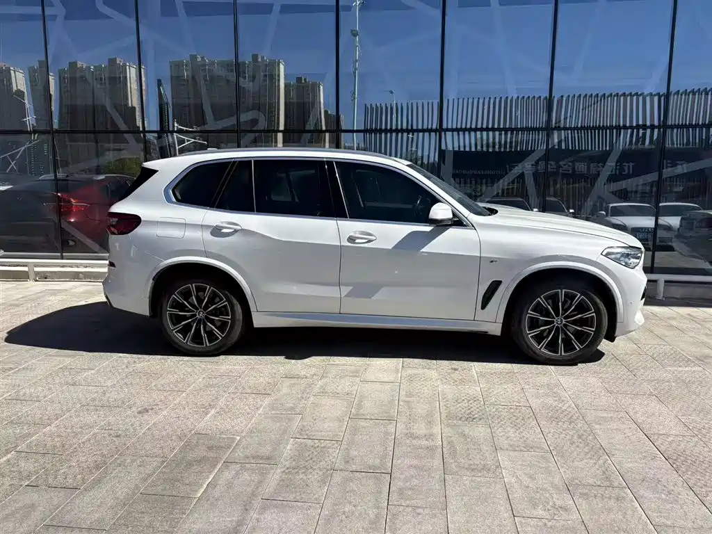 BMW X5 2019 xDrive40i M Sport