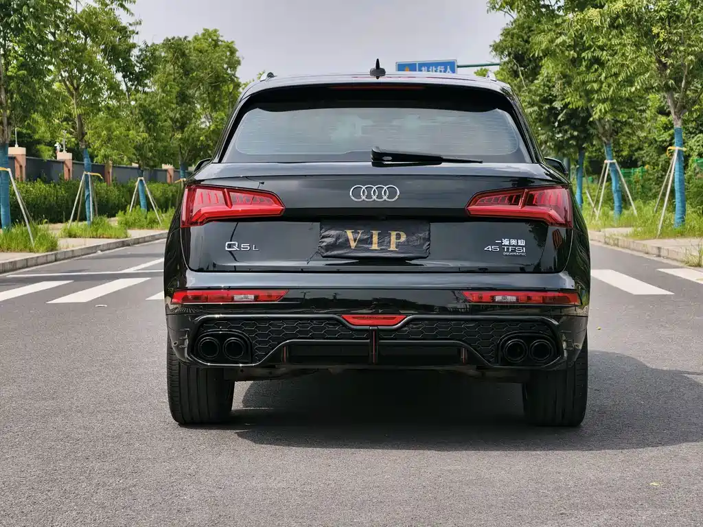 Audi Q5L — миниатюра 37