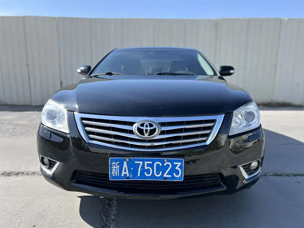 Toyota Camry — миниатюра 2