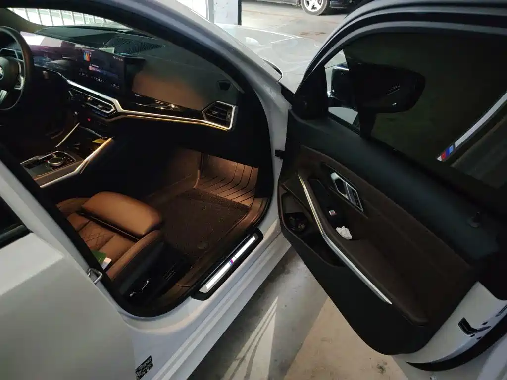 BMW 3 Series — миниатюра 19