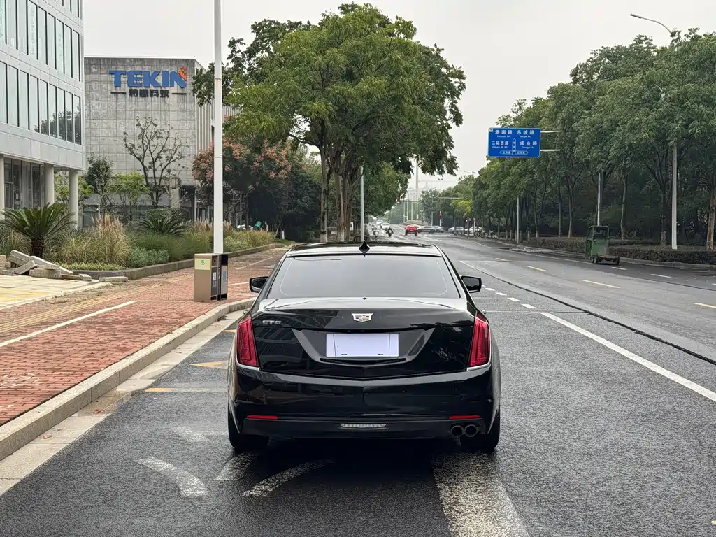 Cadillac CT6 — миниатюра 9