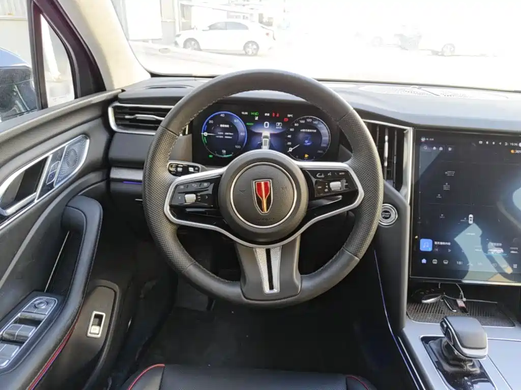 Hongqi Hongqi HS7 PHEV — миниатюра 11