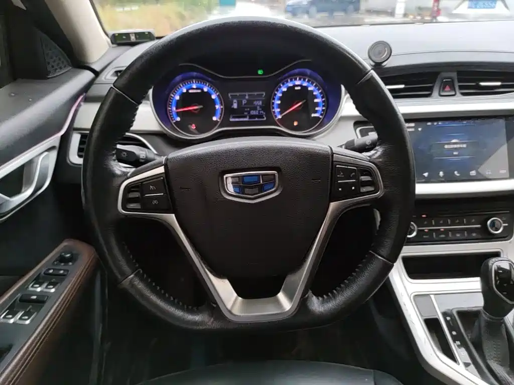 Geely Vision — миниатюра 11