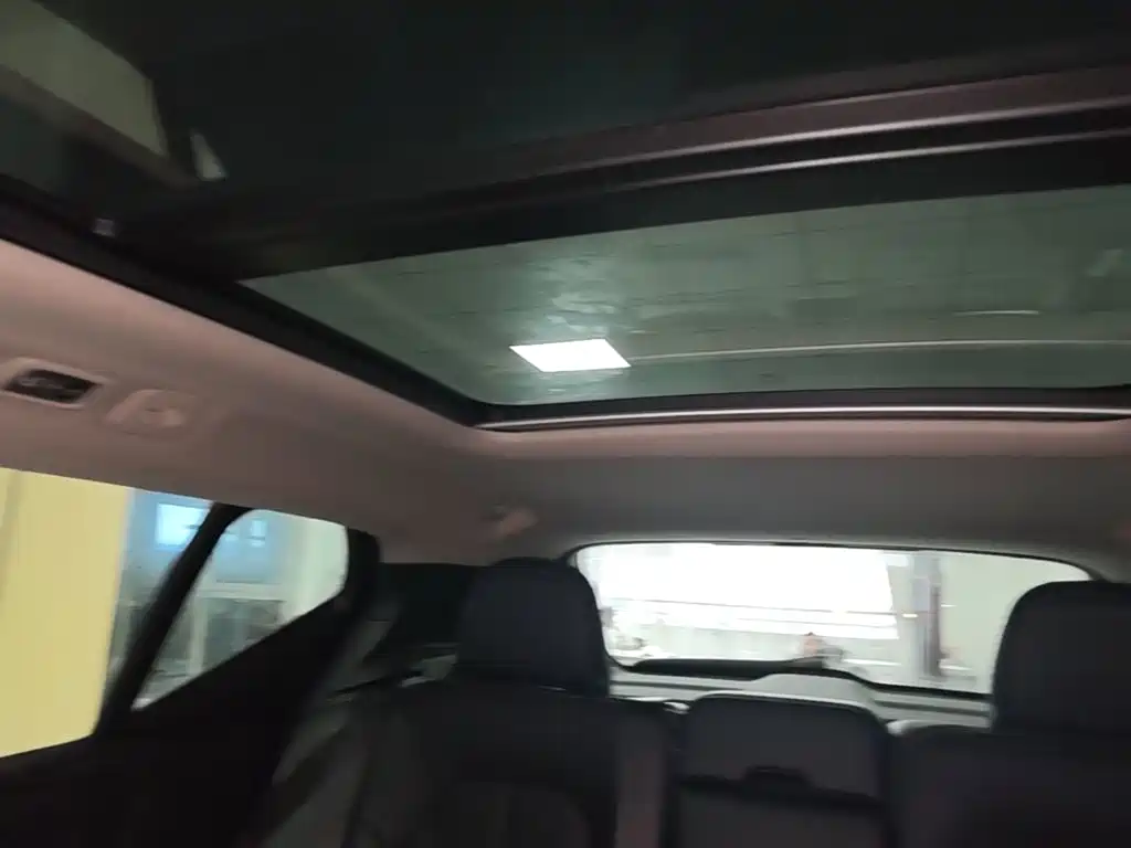 Volvo XC40 — миниатюра 18