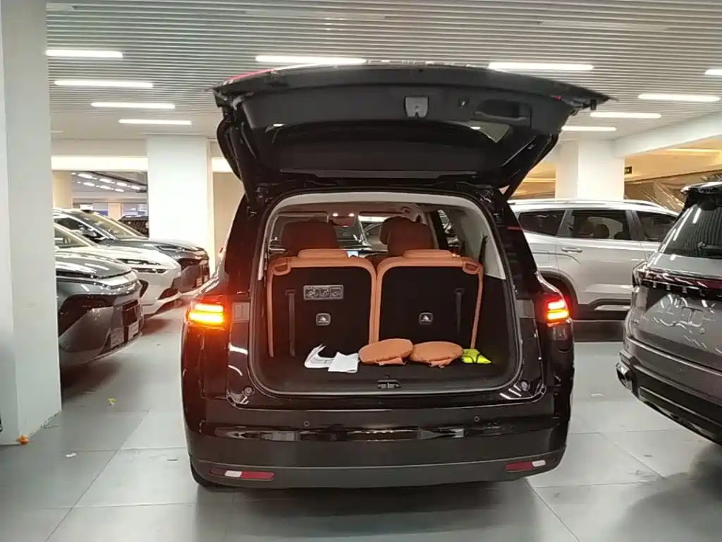 Leapmotor Leapmotor C16 — миниатюра 19