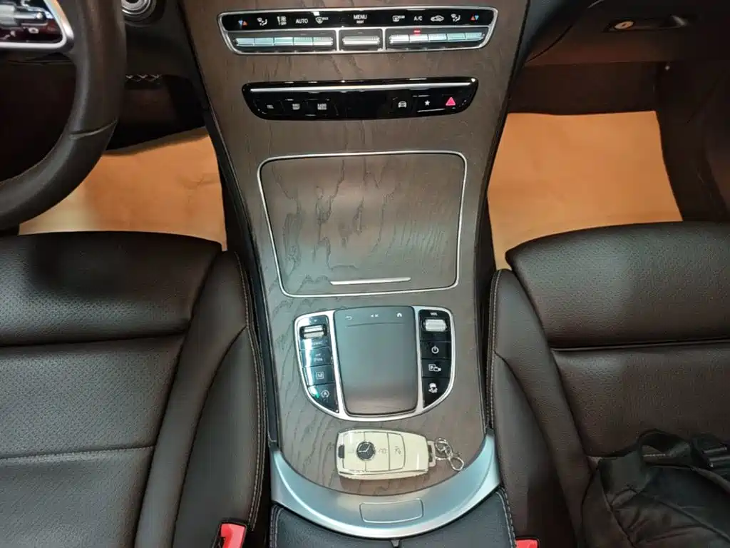 Mercedes-Benz GLC — миниатюра 14