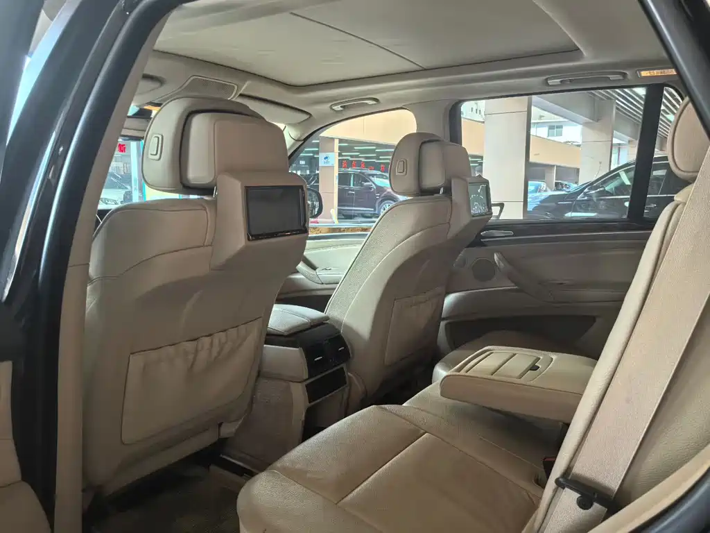 BMW X5 (Import) — миниатюра 5