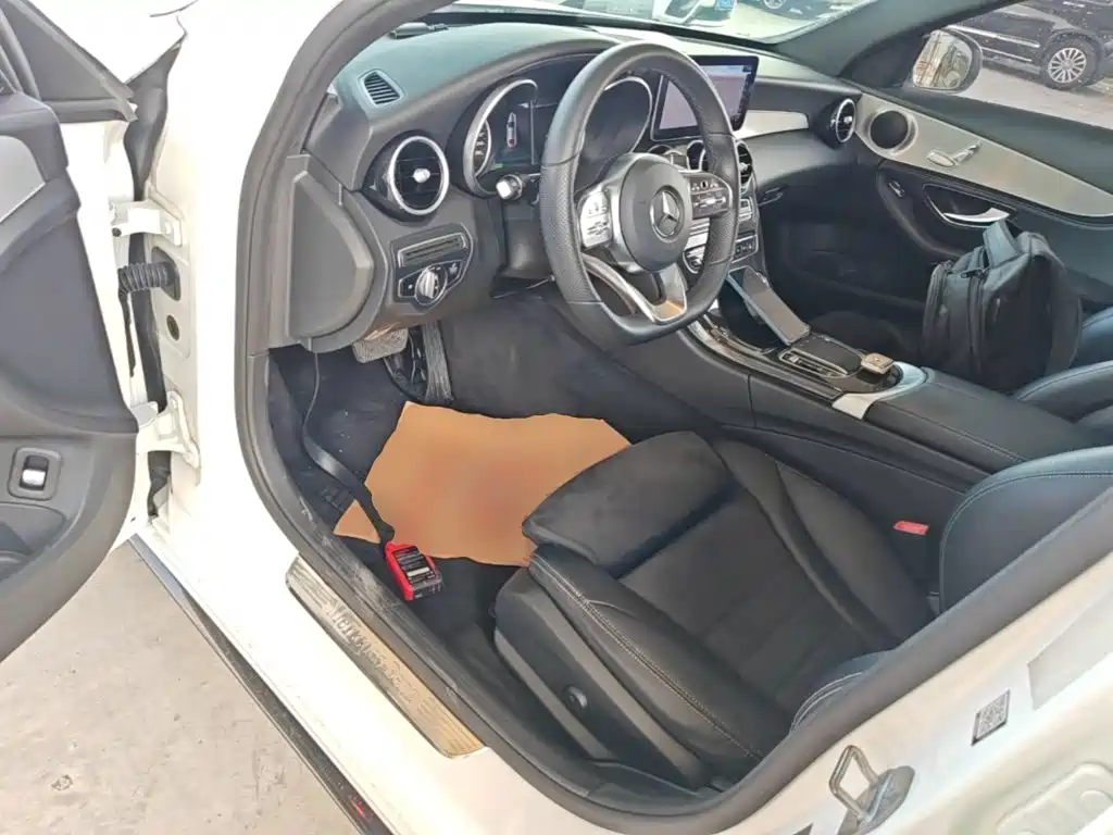 Mercedes-Benz C-Class — миниатюра 16