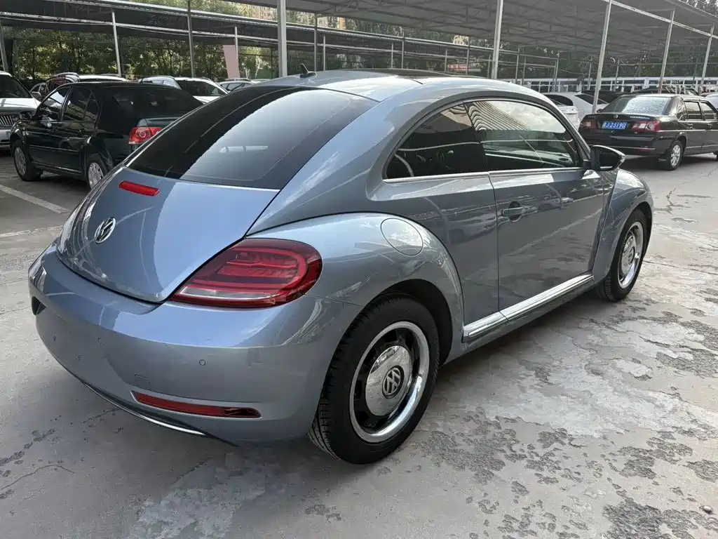 Volkswagen Beetle — миниатюра 9