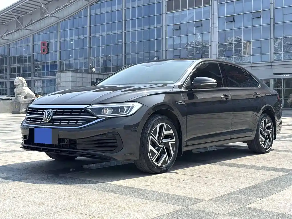 Volkswagen Sagitar 2022