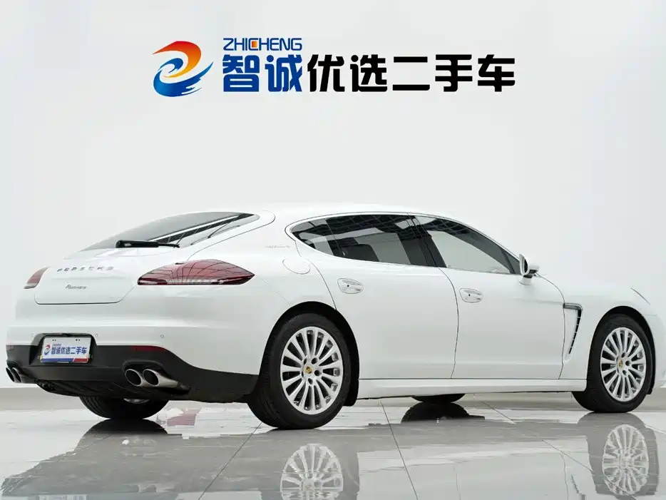 Porsche Panamera — миниатюра 43