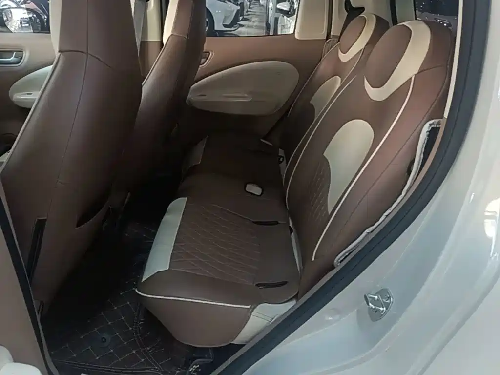 Wuling MINIEV — миниатюра 17