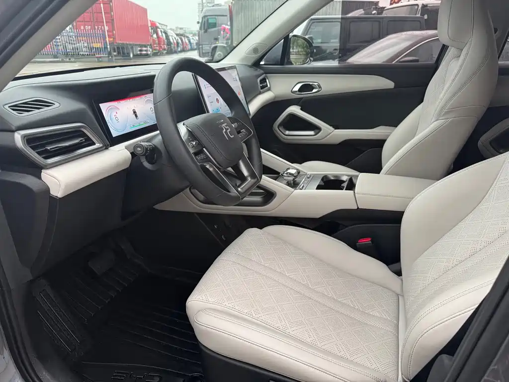 BYD Yuan UP — миниатюра 17