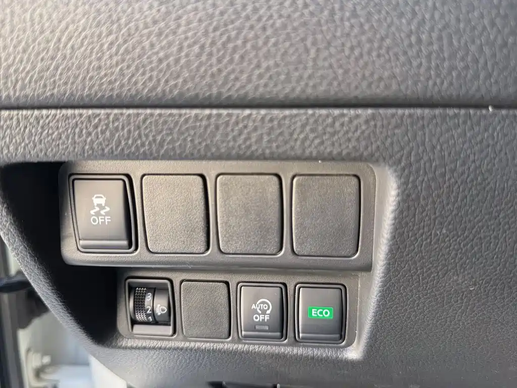 Nissan X-Trail — миниатюра 25