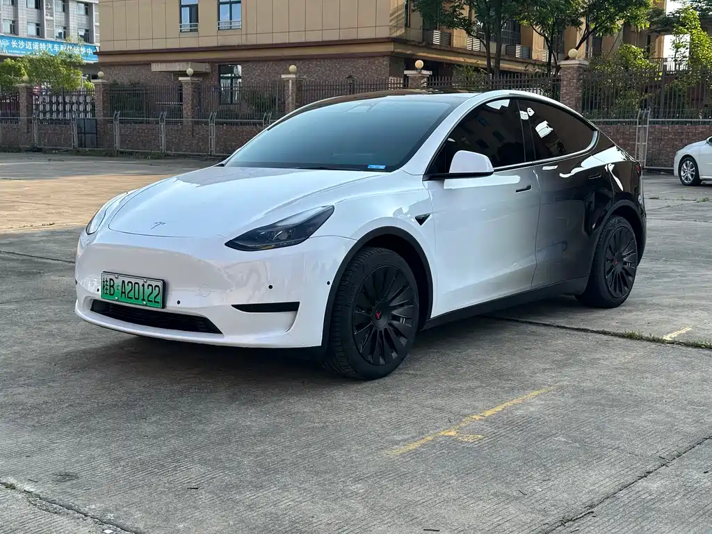 Tesla Model Y 2022 Facelift RWD Drive Dynamic Edition