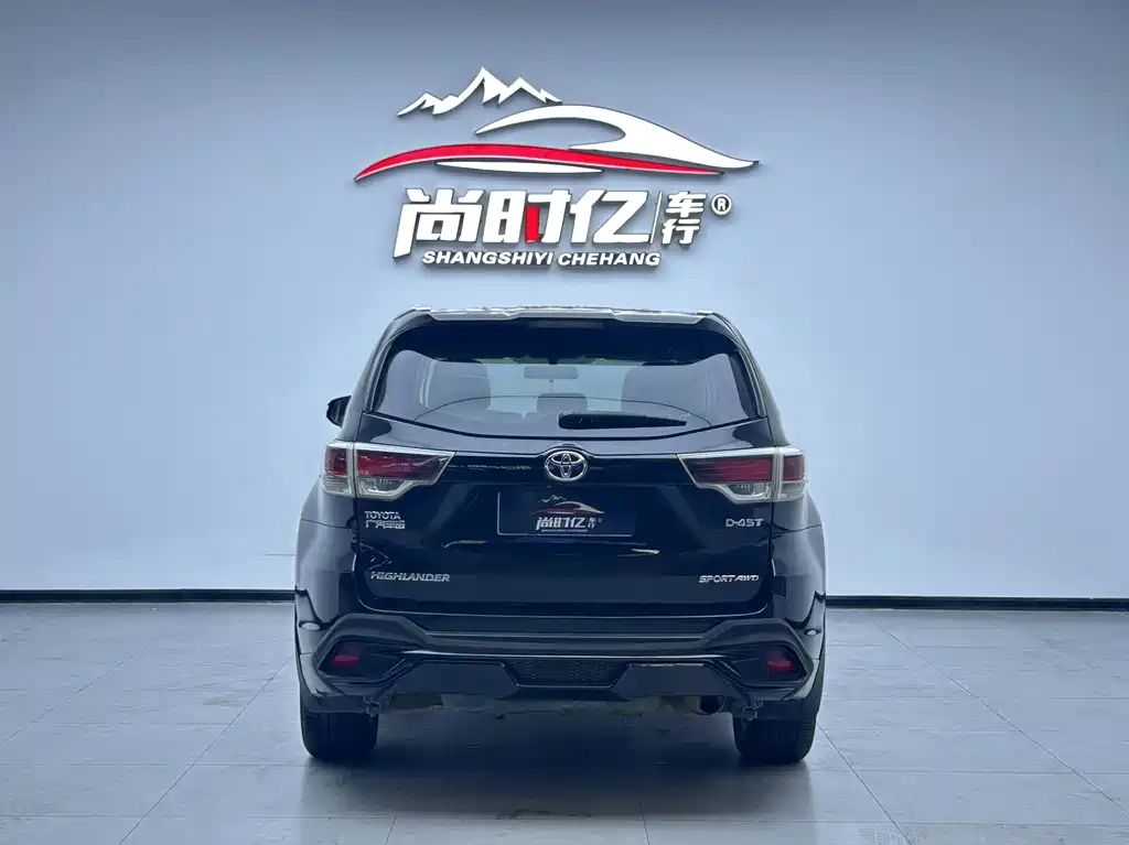 Toyota Highlander 2015 2.0T Luxury 7 мест