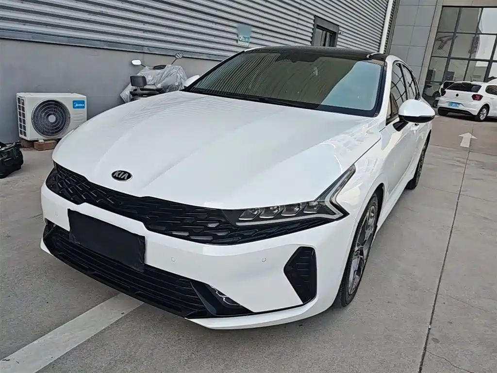 Kia K5 2021